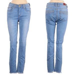 Victoria Light/Medium Wash Jeans, Size M, Size 6